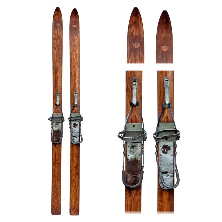 1940s Strand Vintage Ridge Top Downhill Skis with bear trap and leather bindings