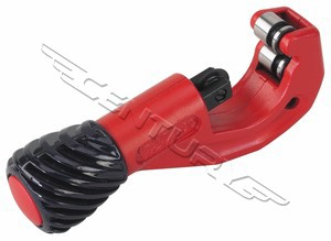 42028 Robinair Heavy Duty Roller Type Tubing Cutter With Deburring Tool 1/4 To 1-1/2