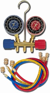 40169 Robinair 1/4 Flare Side Wheel Two Way Brass Manifold Set R22/134a With 60in. Standard Hoses