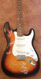 AEROSMITH Autographed Electric Guitar Steven Tyler and Band Authentic - Signed