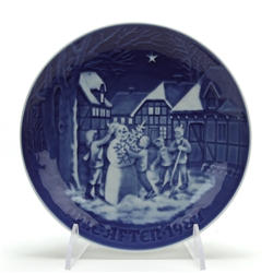 Christmas Plate by Bing & Grondahl, Porcelain Decorators Plate, The Snowman's Christmas Eve