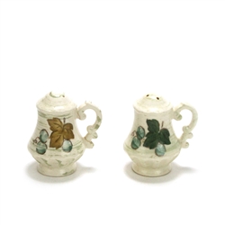 Vineyard by Poppytrail, Metlox, Stoneware Salt & Pepper Shakers