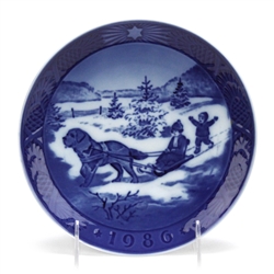 Christmas Plate by Royal Copenhagen, Porcelain Decorators Plate, Christmas Holidays