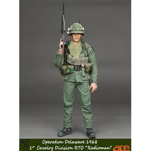 Boxed Figure: ACE 1st Cavalry Division RTO " Radioman". Operation Delaware 1968 (13018)