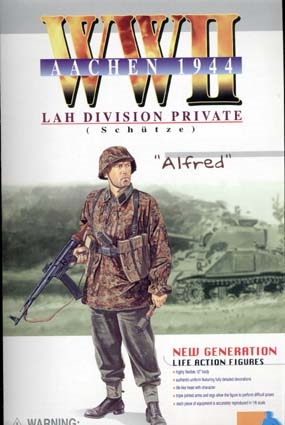 Boxed Figure: Dragon LAH Division Private Alfred (70017)