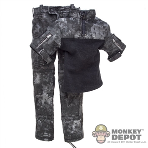 Uniform: DamToys Camo Combat Uniform