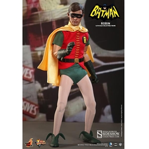 Boxed Figure: Hot Toys Robin (1966 Film) (902081)