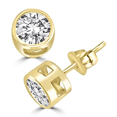 1ct round brilliant Diamond earring in Solid Gold