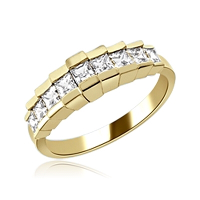 Graduating Nine Stone Princess Ring in Yellow gold