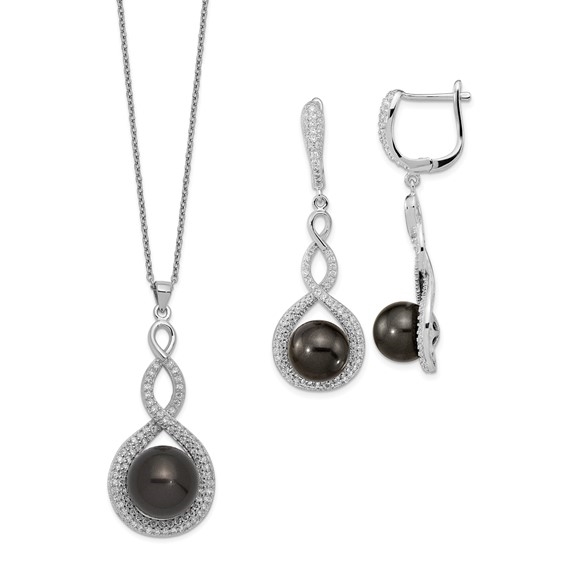 Diamond Essence  Pearl Set with Round Brilliant Melee, 2 Cts.t.w. set in Platinum Plated Sterling Silver.