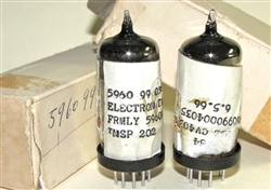 Brand New MINT NOS NIB Rare 1966 BRIMAR CV4035 Box Plate Military tubes. CV4035 Flying Lead is Premium Grade, High Reliability Long Life version of ECC83/CV492/CV4004/6057/12AX7 valves. Etched STC Rochester Plant Date Codes. Made in England.