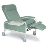 Winco XL Care Cliner (Steel Casters)