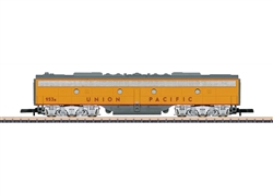 Marklin 88626 Z EMD E8B Standard DC Union Pacific #953B Armour Yellow Silver Gray red
