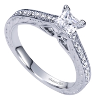 Princess Cut Diamond Solitaire Cathedral Setting