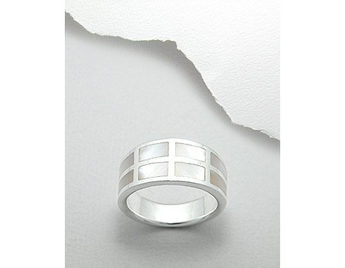 Mother of Pearl Shell Inlay Sterling Silver Ring (8.5)