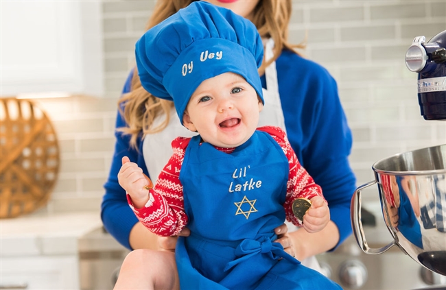 Christy Carlson Romano's Yummy Collection - Hanukkah Apron & Chef Hat Set