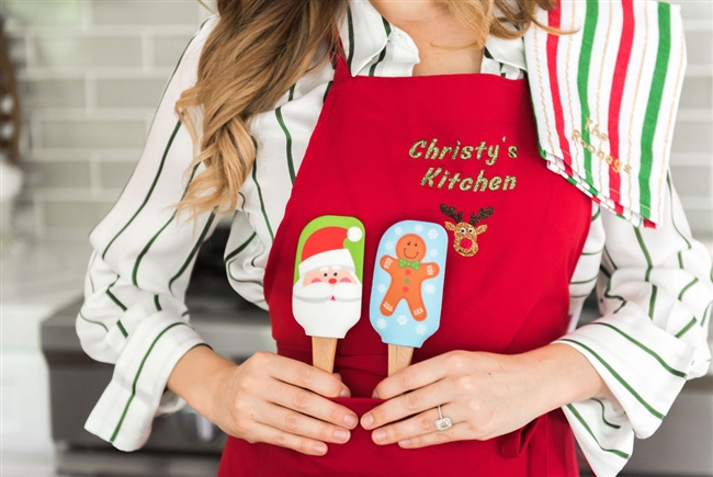 Christy Carlson Romano's Yummy Collection - Christmas Spatulas