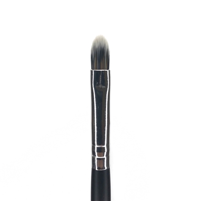 B10 - PRO LIP BRUSH