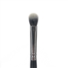 B8 - PRO BLENDING FLUFF BRUSH