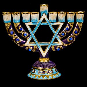 1041- Menorah, 6"