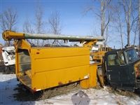 Tree trimming manlift with mulching body