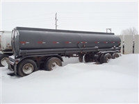 Tanker pup trailer 4000 Gallon fuel storage