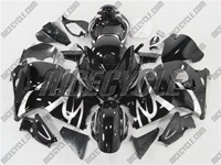 Suzuki GSX-R 1300 Hayabusa Silver Tribal on Black Fairings