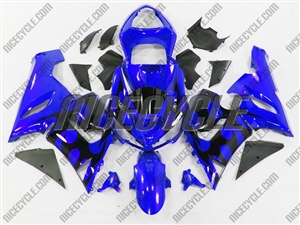 Kawasaki ZX6R Black Tribal on Blue Fairings