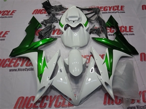 Yamaha YZF-R1 White/Metallic Green Fairings