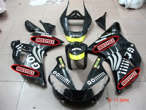 Yamaha YZF-R1 GO! Black Fairings