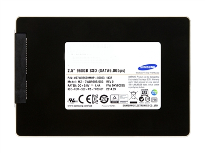 Samsung  SV843 MZ7WD960HMHP-00003 Data Center Series 2.5 inch 7mm SSD