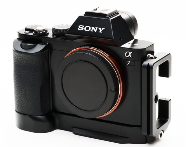 Sony A7 L-Bracket