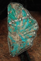 LEEKYA DEYUSE CARVED TURQUOISE LEAF BOLO