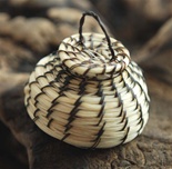 MINIATURE PAPAGO HORSEHAIR BASKET