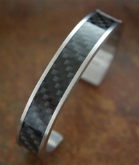PAT PRUITT STAINLESS STEEL & CARBON FIBER BRACELET <SPAN style="COLOR: #ff0000; FONT-WEIGHT: bold">*SOLD*</SPAN></SPAN>