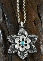 <SPAN style="COLOR: #ff0000; FONT-WEIGHT: bold">*SOLD*</SPAN></SPAN>REBECCA BEGAY BEAUTIFUL FLOWER PENDANT