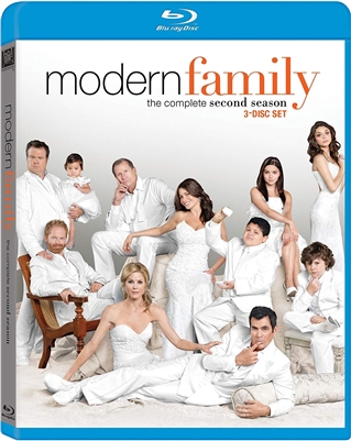 Modern Family: Season 2 Disc 3 Blu-ray (Rental)