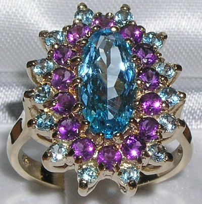 Extravagant 9K Yellow Gold Blue Topaz and Amethyst Cluster Ring