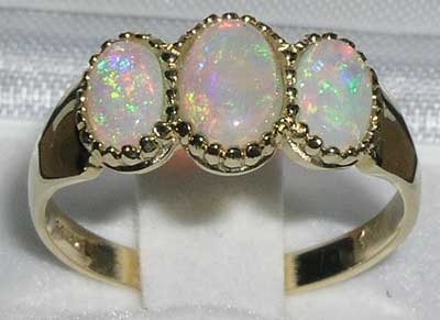 Glorious 9K Yellow Gold Australian Opal Trilogy Ring