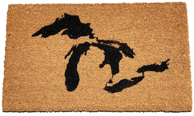 Great Lakes Silhouette Cottage & Dock Door Mat