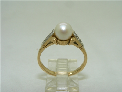 Diamond and pearl ring