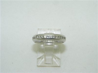 (750) Eternity wedding band