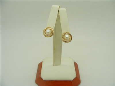 14K Yellow Gold Whorl Shape Cultured Pearls Earrings