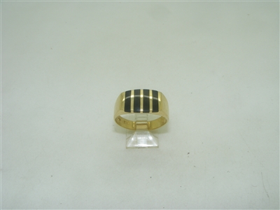 14k yellow gold 4 black straight lines designed