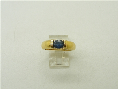 18k Yellow Gold Natural Oval Sapphire Ring