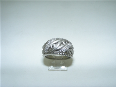 Well Designed Platinum Diamond ring