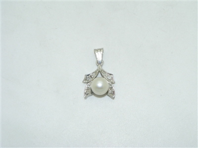 Vintage diamond and pearl pendant