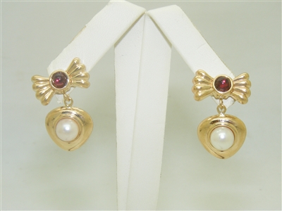 Gorgeous Bow tie Pearl Earrings
