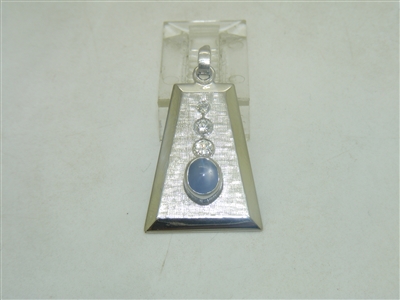 14k White Gold Vintage Pendant