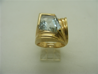 14k yellow gold blue topaz